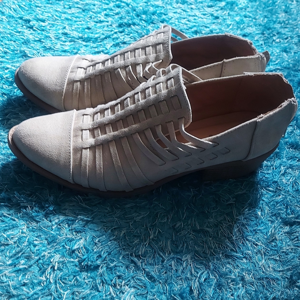 Low cut booties - Picture 4 of 6